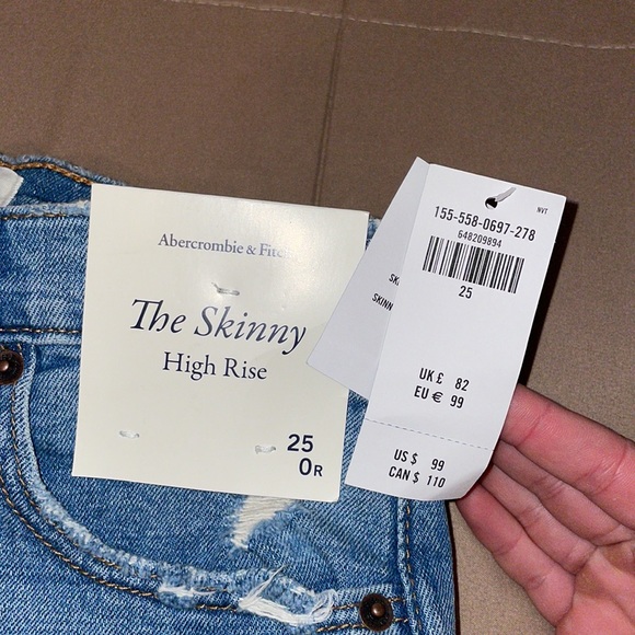 Abercrombie and Fitch high rise skinny jeans; size 0R(25) - Picture 3 of 4